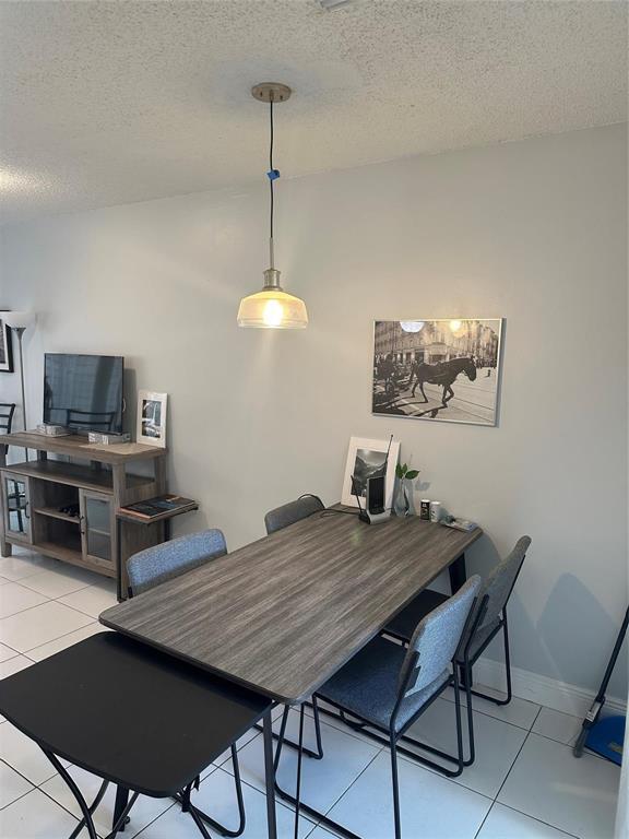 VENETIAN ISLES 3RD SEC - Residential