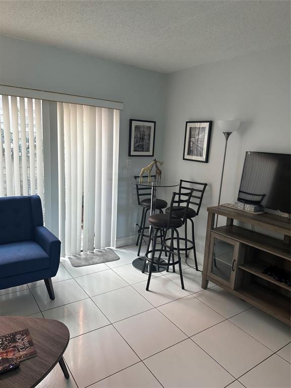 VENETIAN ISLES 3RD SEC - Residential