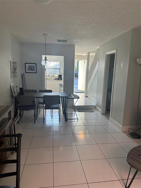 VENETIAN ISLES 3RD SEC - Residential