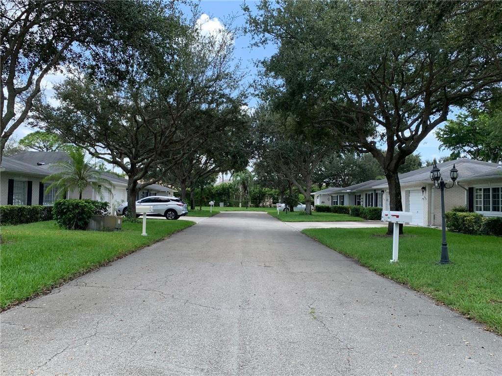 Limetree Condo - Residential