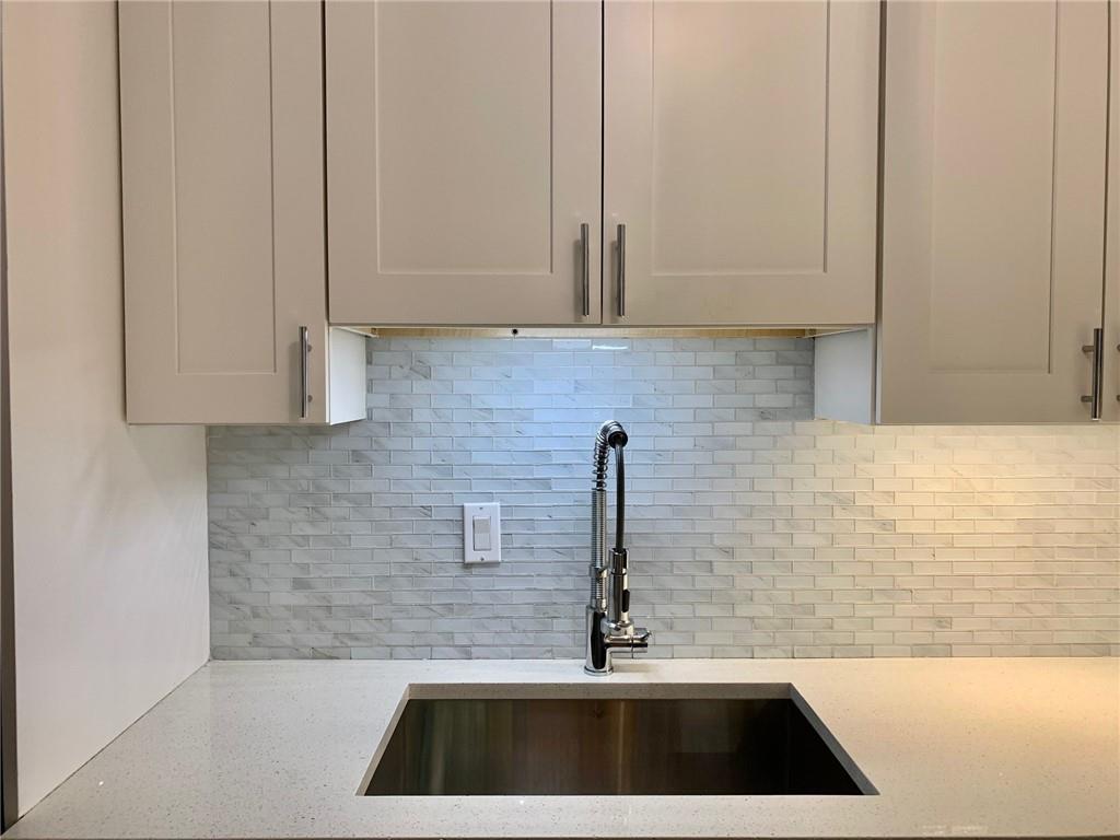 Limetree Condo - Residential