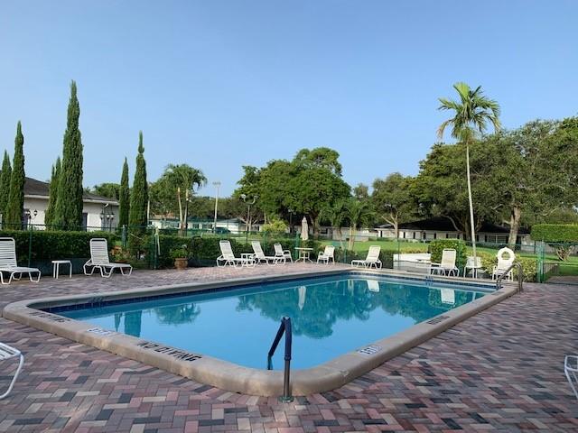 Limetree Condo - Residential