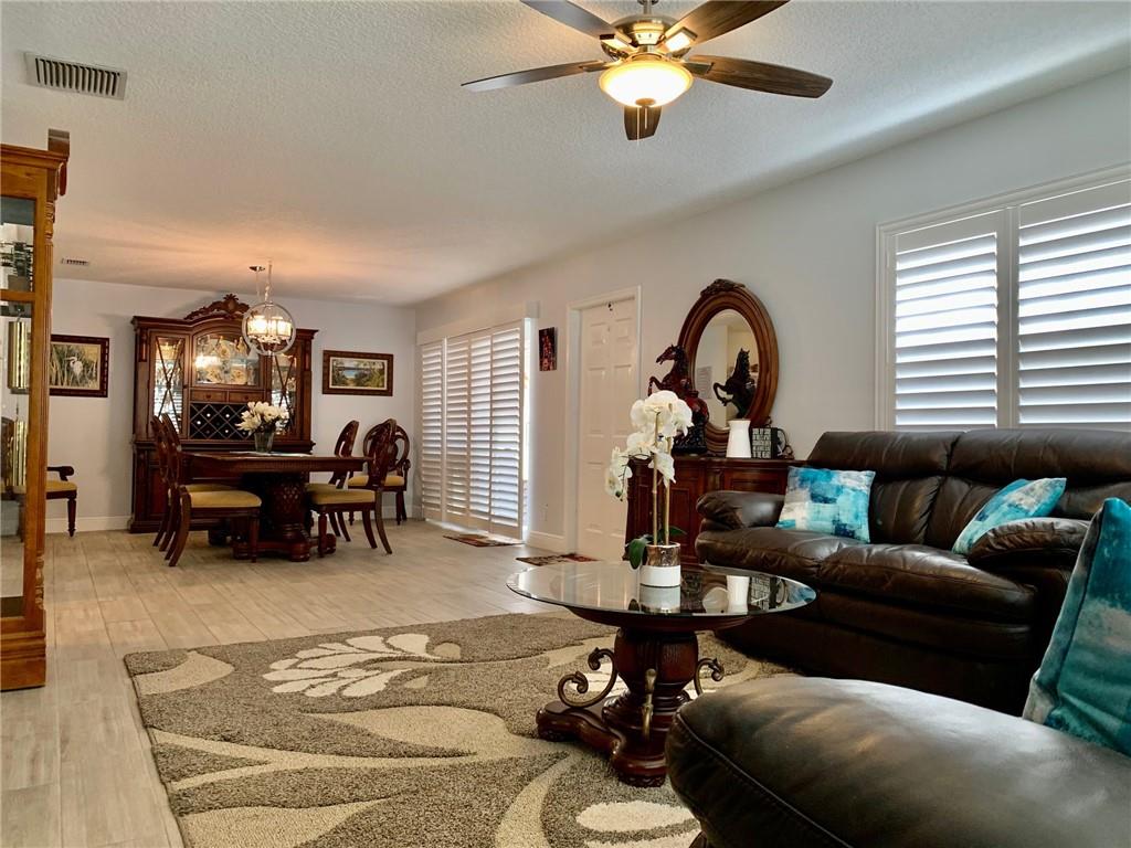 Limetree Condo - Residential