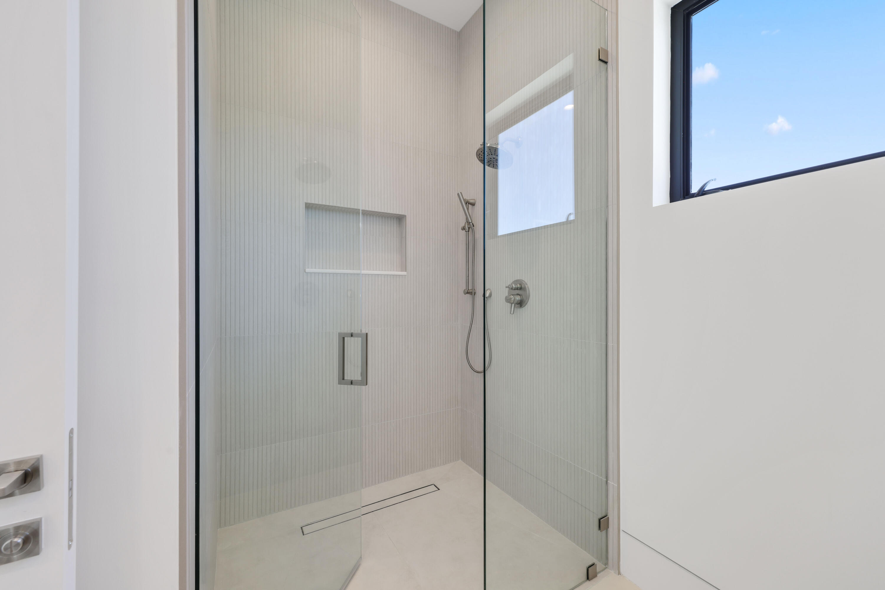 HARBOR VILLAGE SEC - Residential