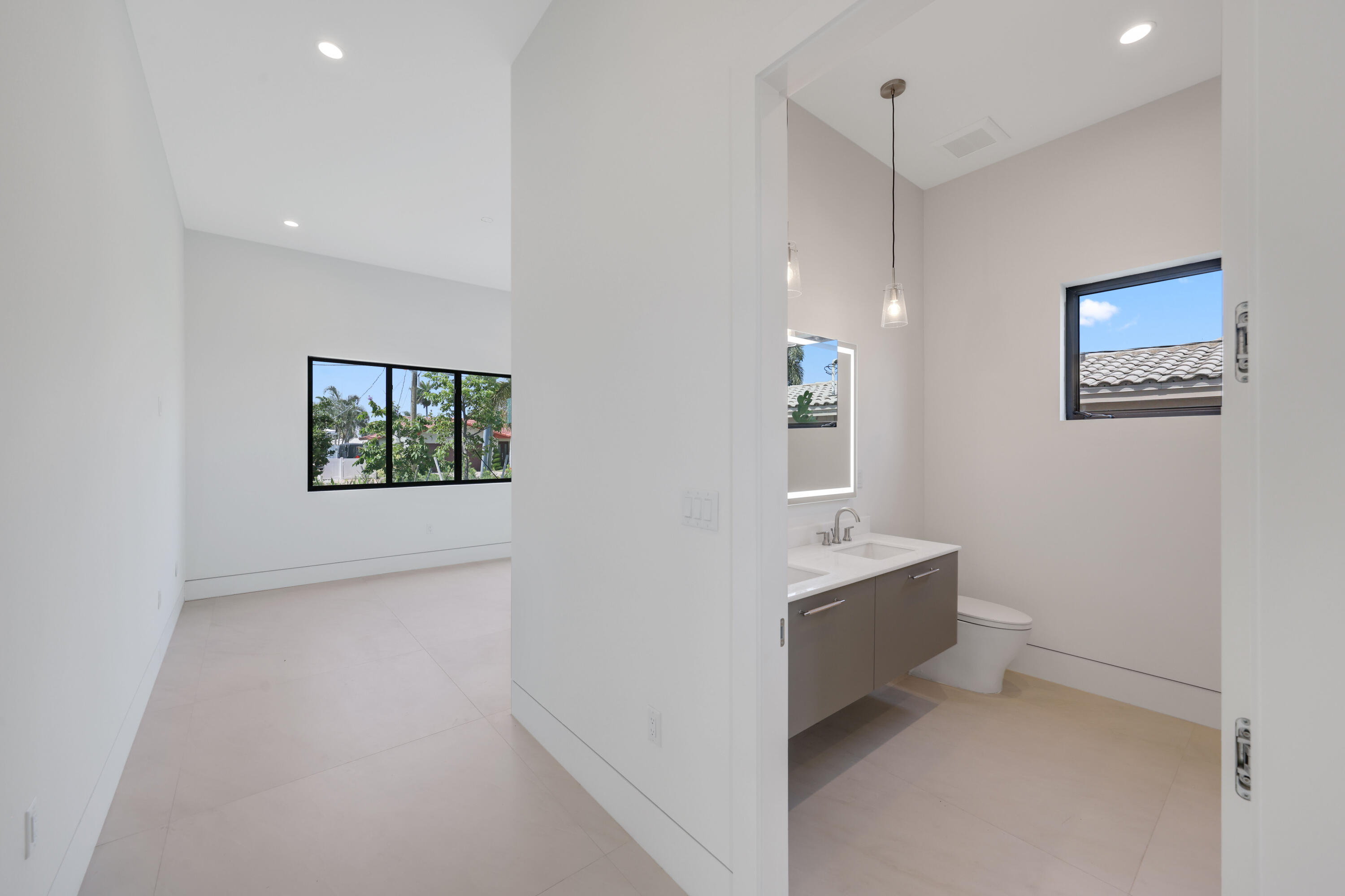 HARBOR VILLAGE SEC - Residential