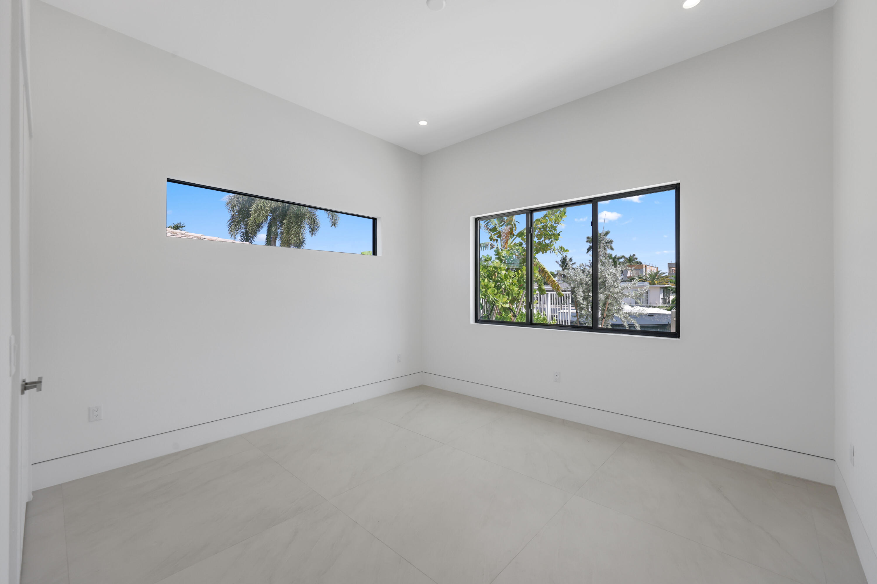 HARBOR VILLAGE SEC - Residential