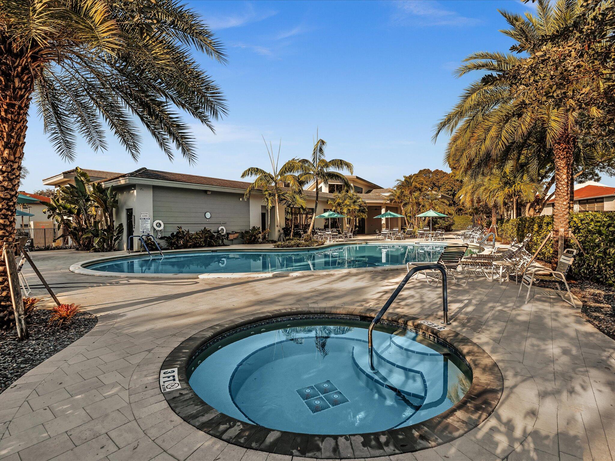 VILLAGES OF ORIOLE DEAUVILLE CONDO - Residential
