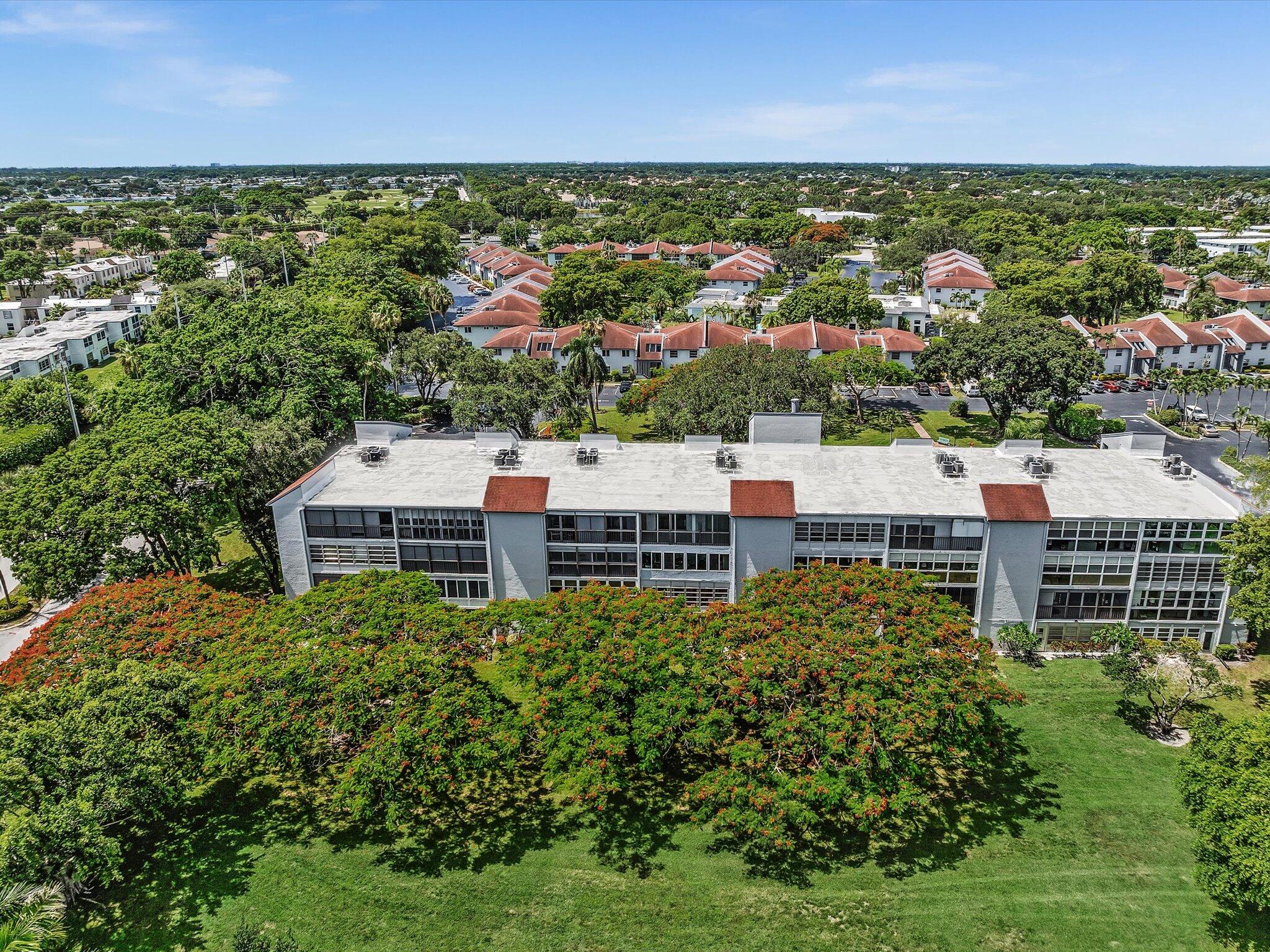 VILLAGES OF ORIOLE DEAUVILLE CONDO - Residential