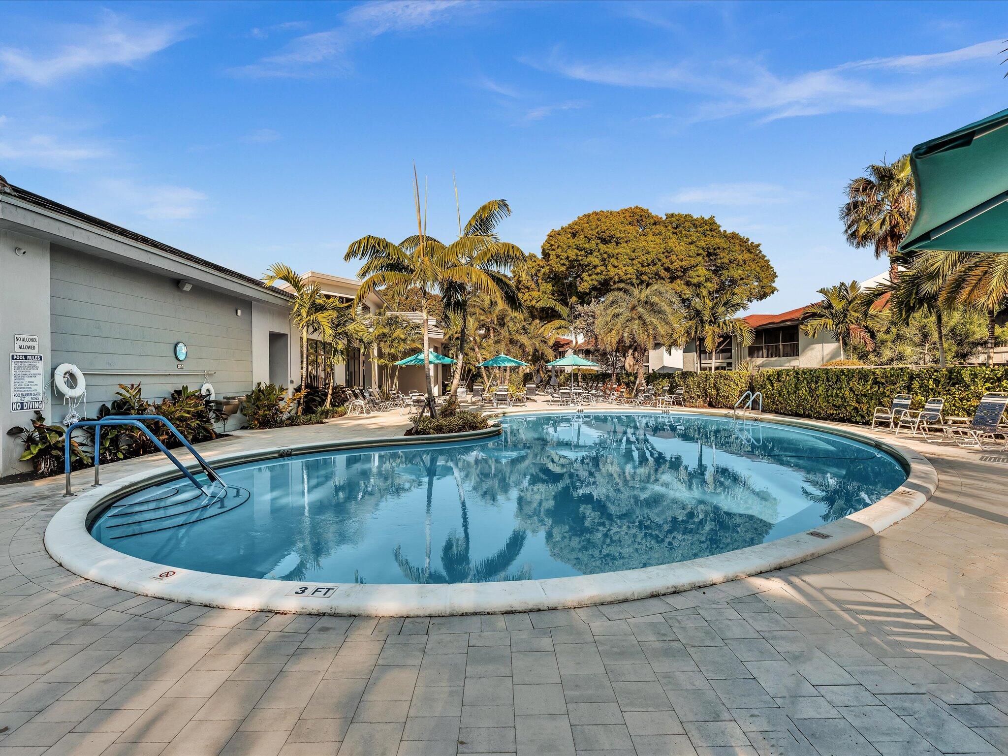 VILLAGES OF ORIOLE DEAUVILLE CONDO - Residential