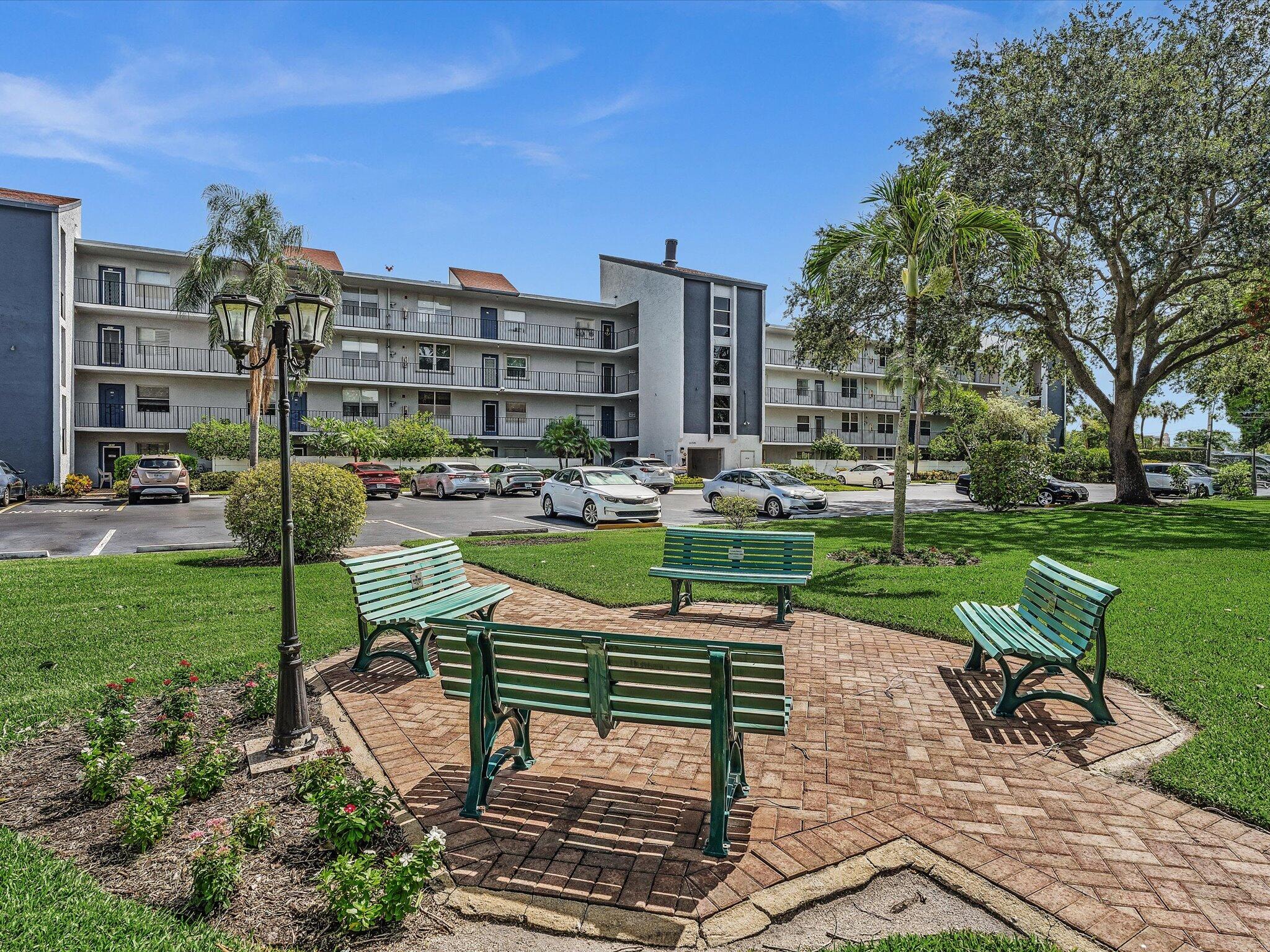 VILLAGES OF ORIOLE DEAUVILLE CONDO - Residential