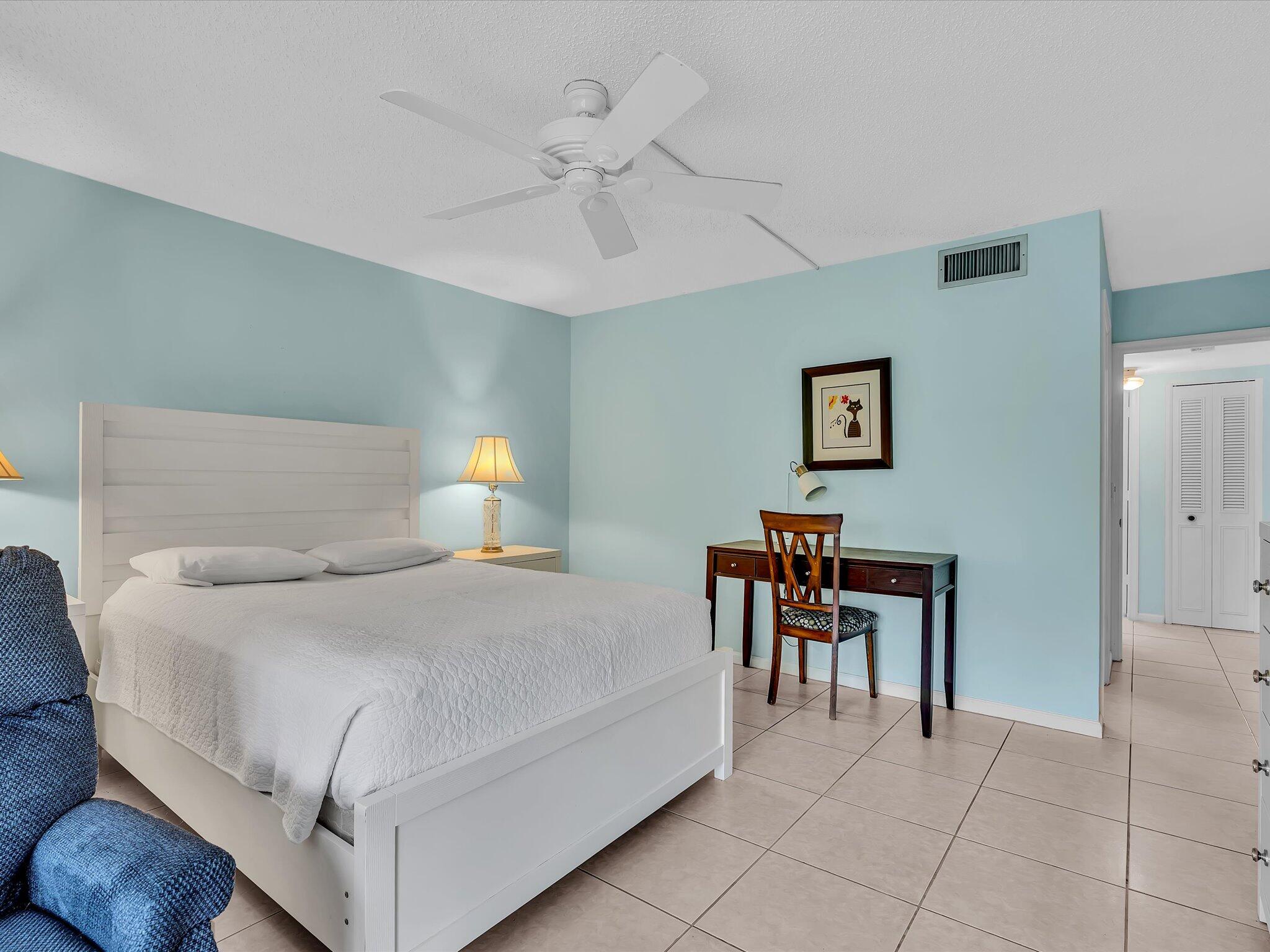 VILLAGES OF ORIOLE DEAUVILLE CONDO - Residential