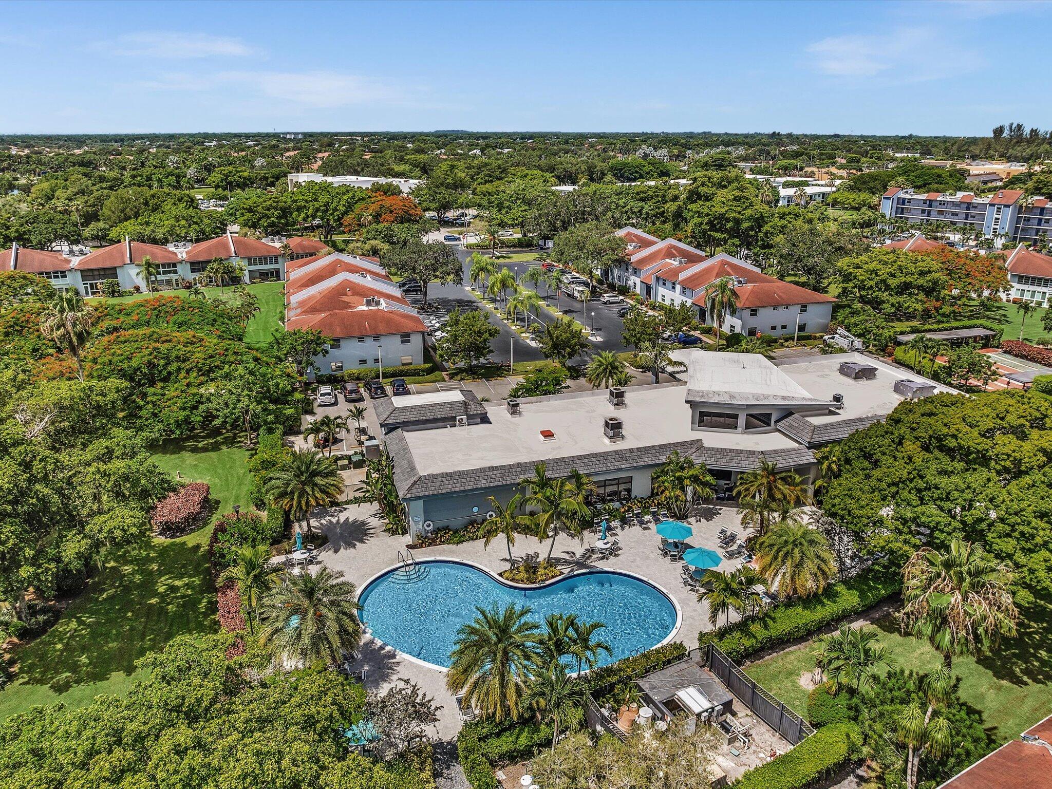 VILLAGES OF ORIOLE DEAUVILLE CONDO - Residential