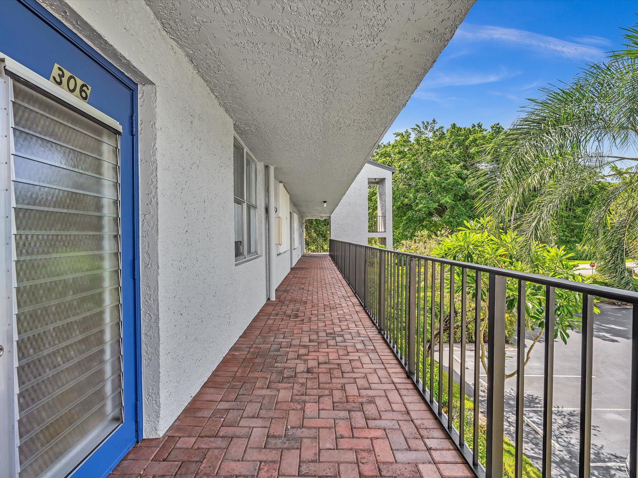 VILLAGES OF ORIOLE DEAUVILLE CONDO - Residential