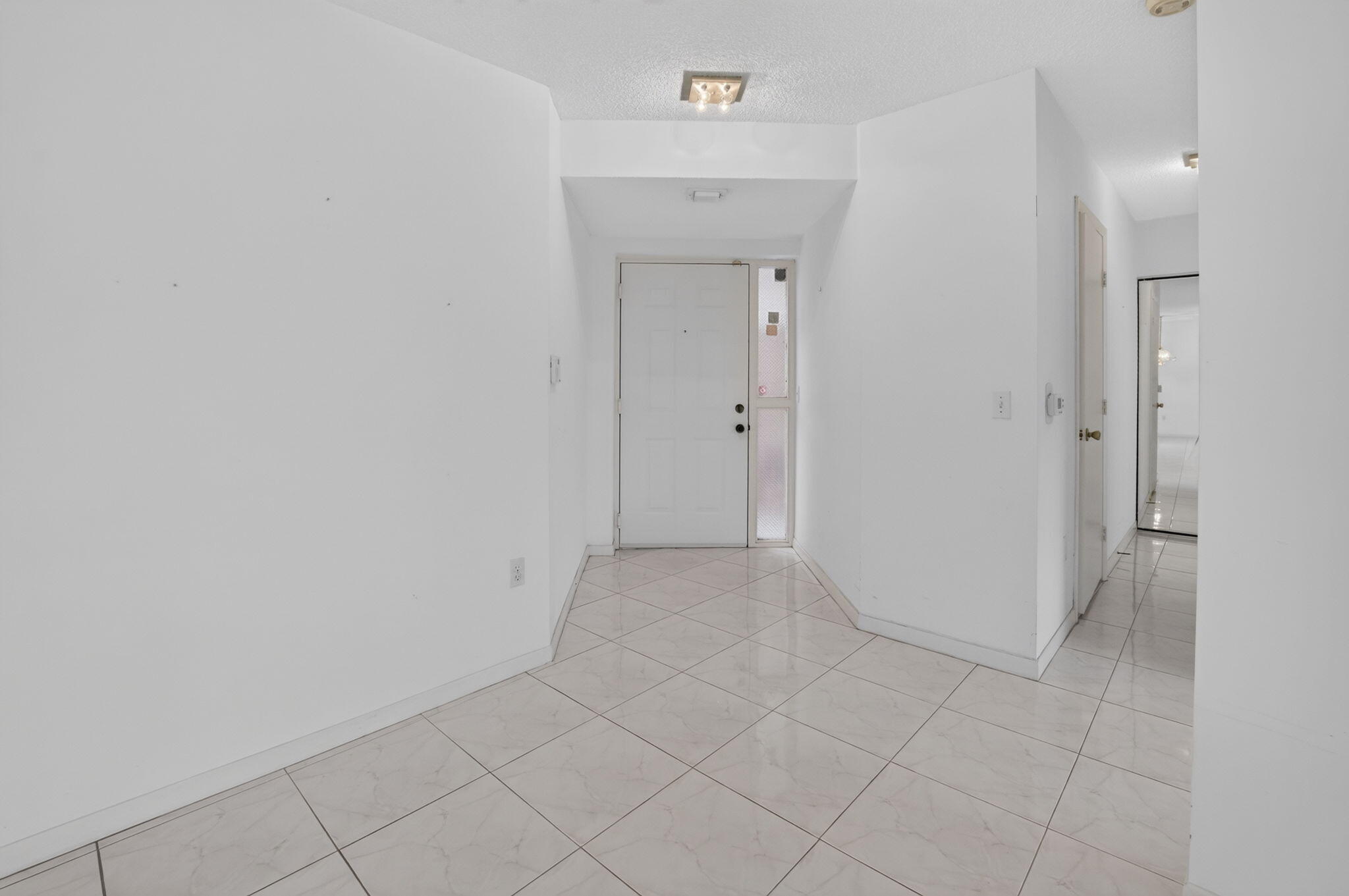 PLATINA / DIAMANTE VILLAGE - Residential