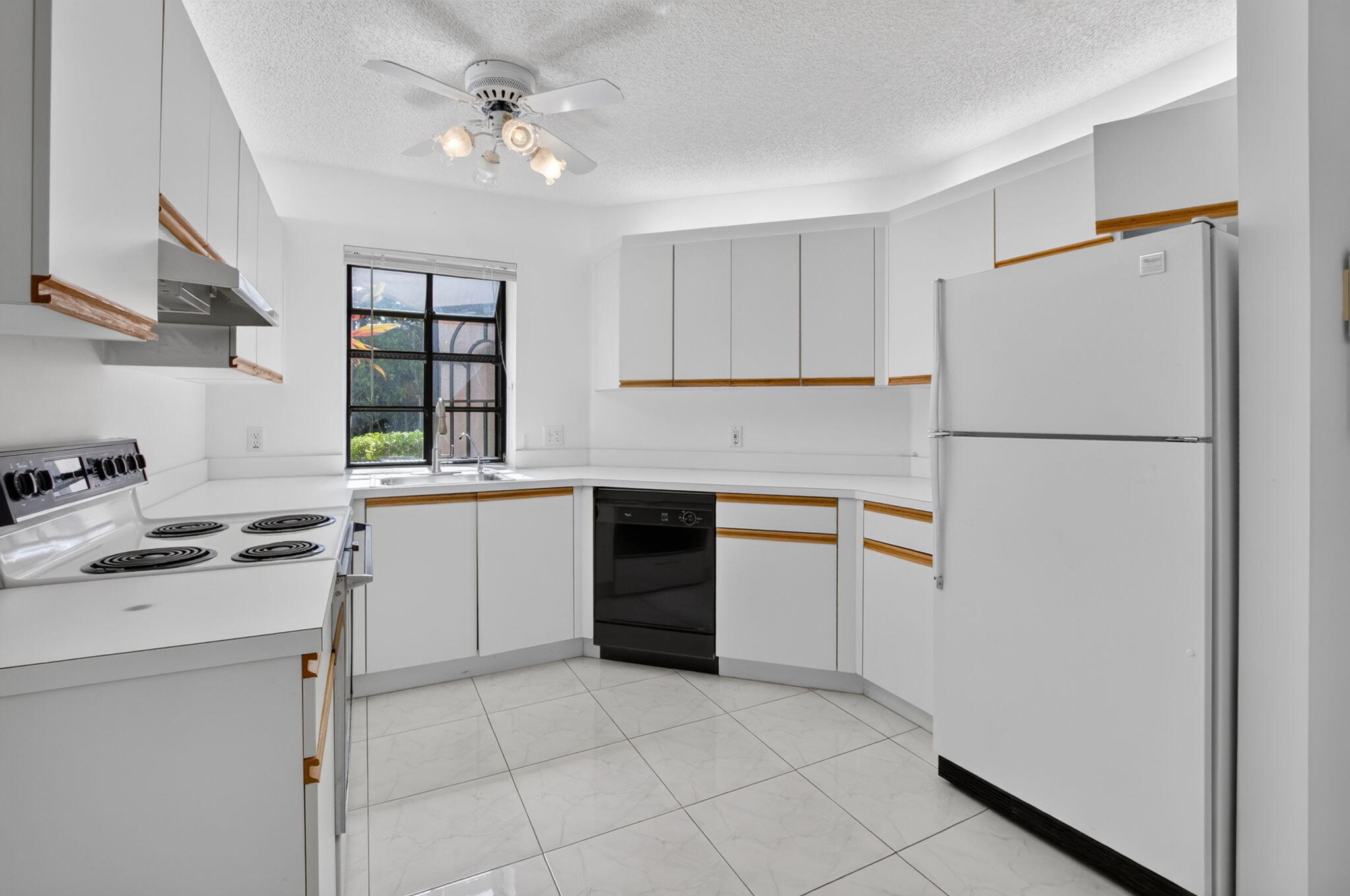 PLATINA / DIAMANTE VILLAGE - Residential