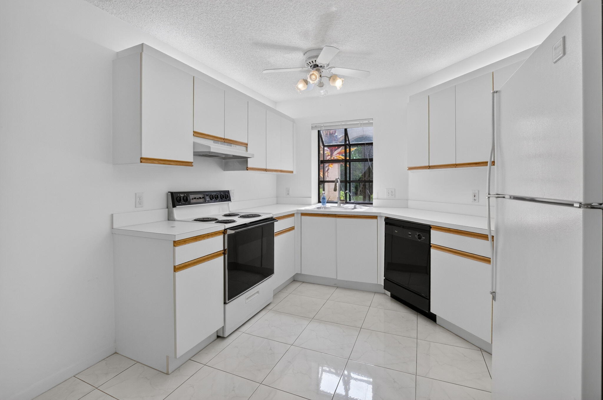 PLATINA / DIAMANTE VILLAGE - Residential