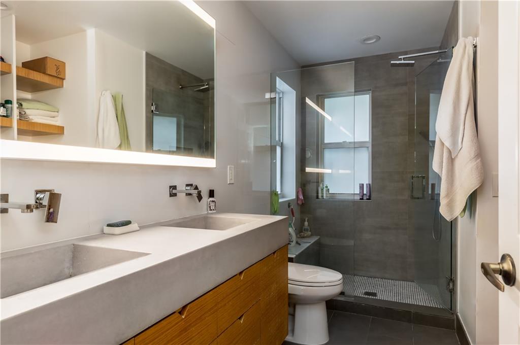 WEST LAKE VILLAGE - Residential