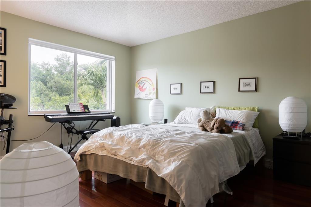 WEST LAKE VILLAGE - Residential