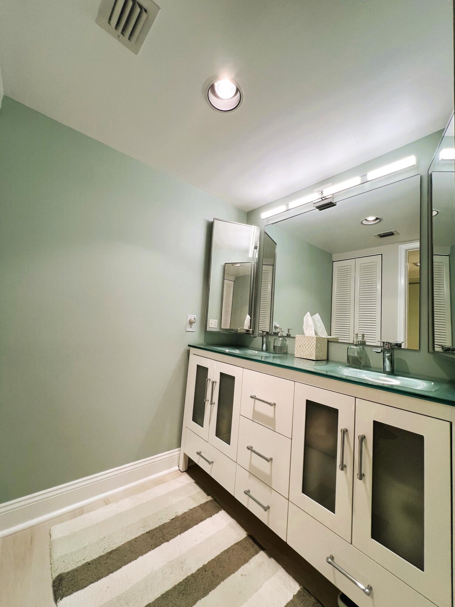 WYNMOOR BIMINI VILLAGE G CONDO - Residential