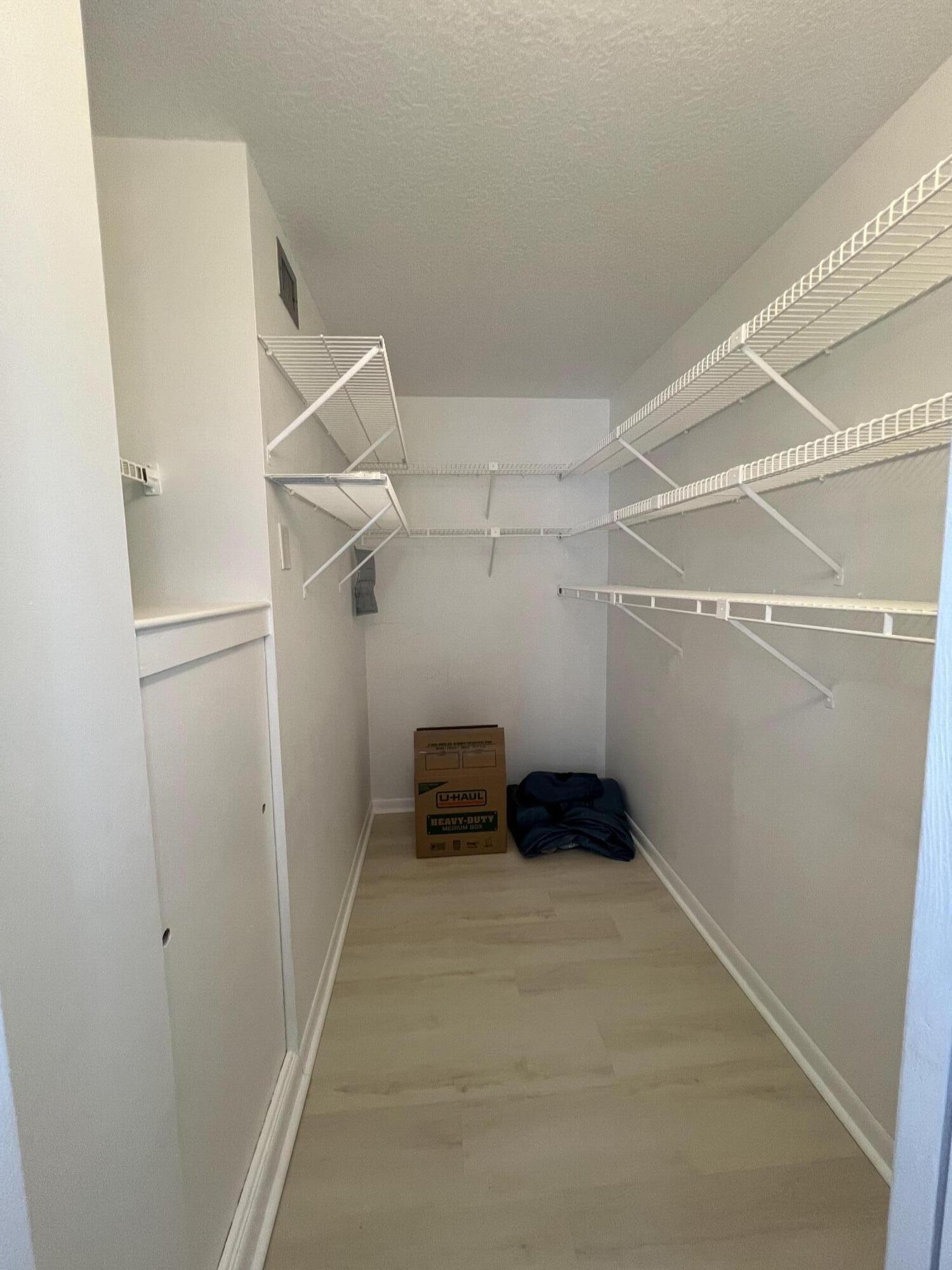 WYNMOOR BIMINI VILLAGE G CONDO - Residential