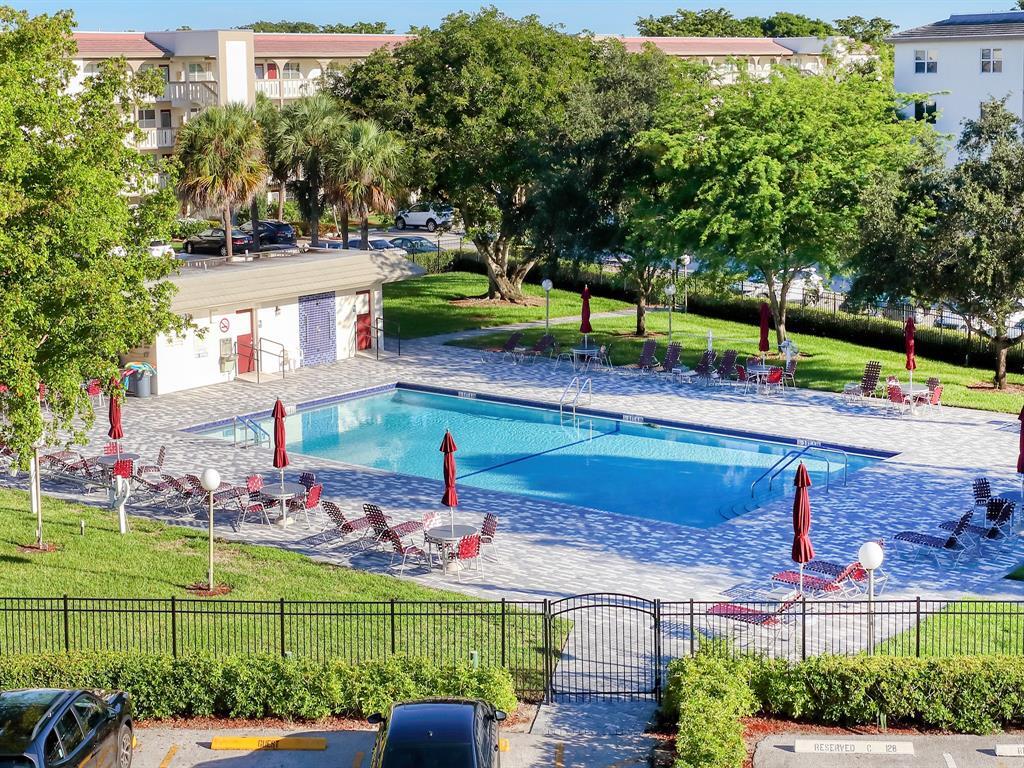 WYNMOOR BIMINI VILLAGE G CONDO - Residential