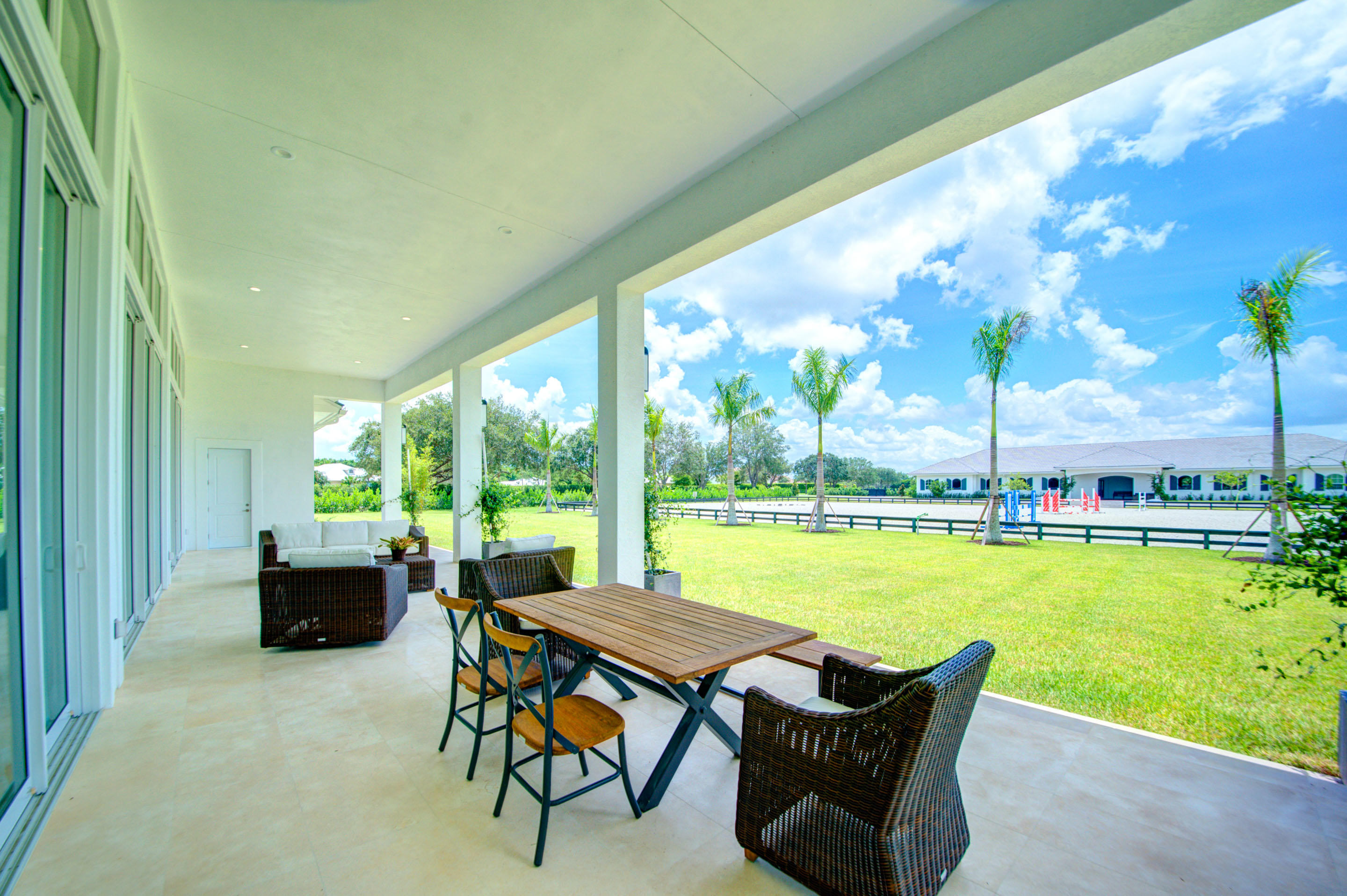PALM BEACH POINT - Residential