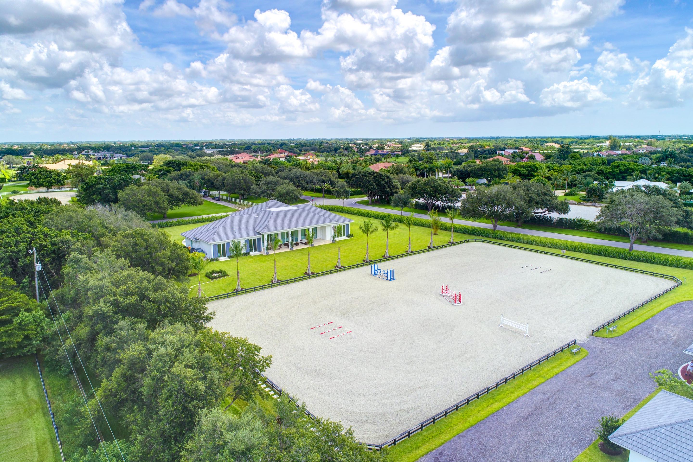 PALM BEACH POINT - Residential