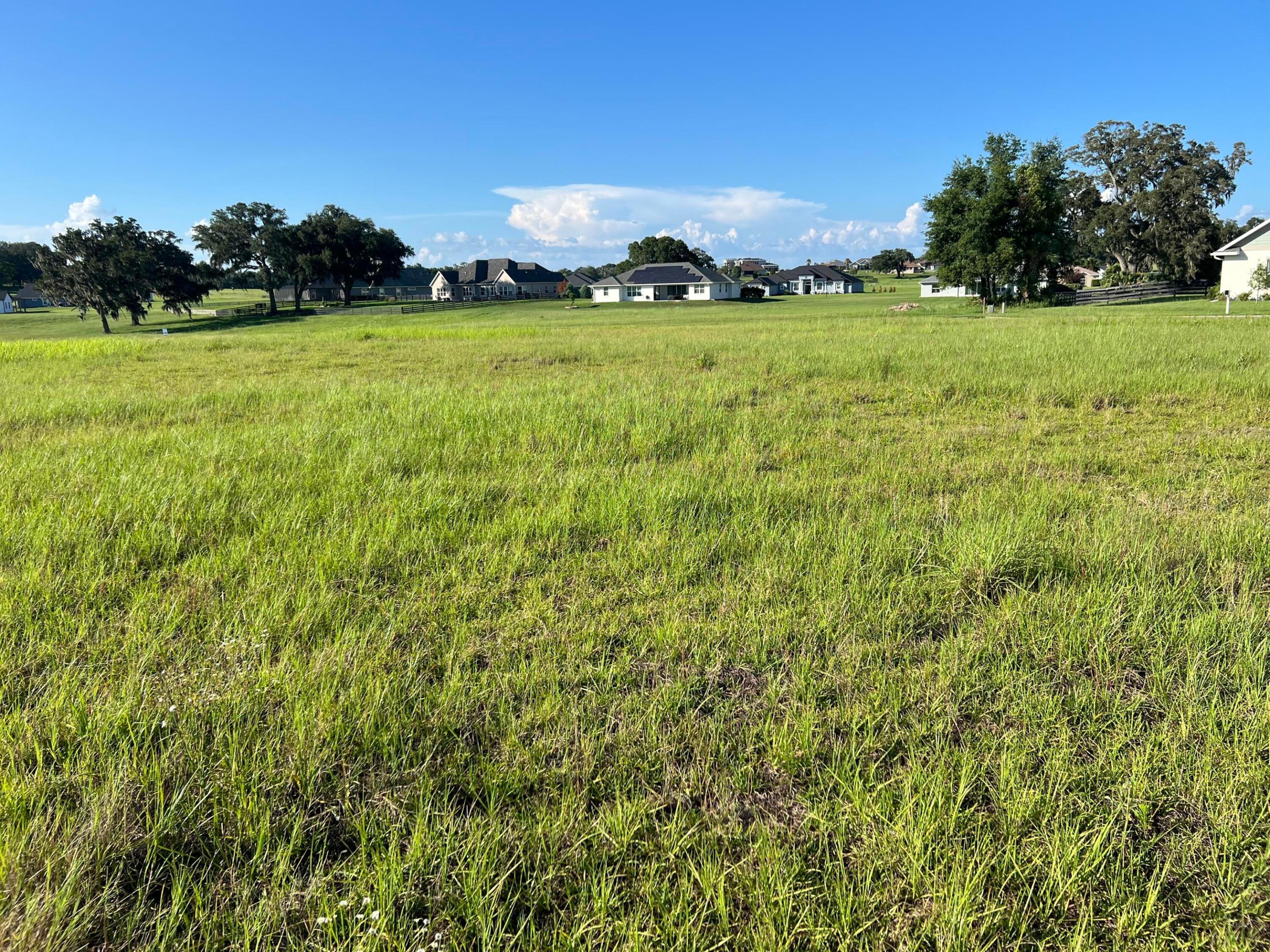 IRISH ACRES - Land