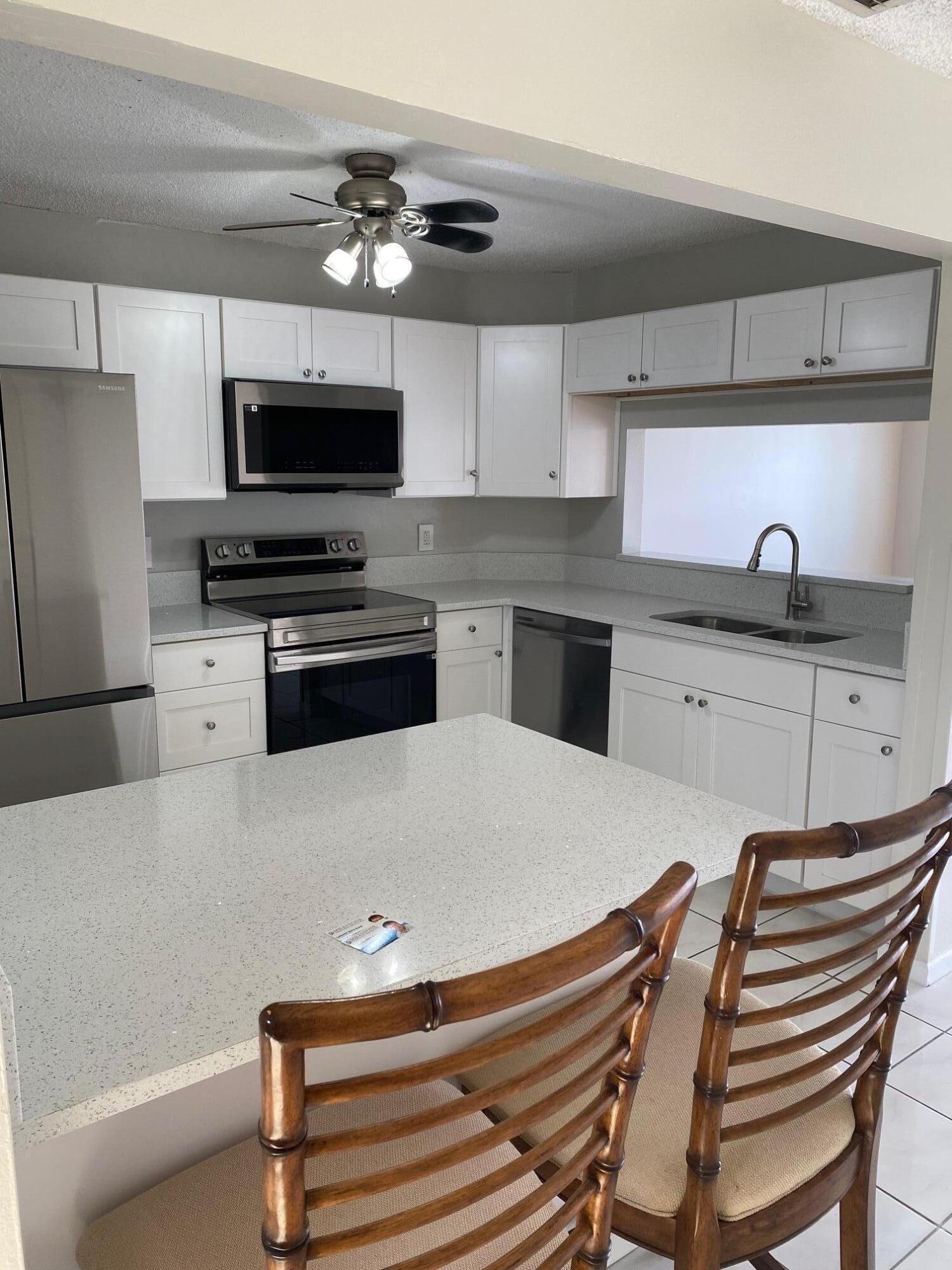 CORAL POINT NORTH - Residential