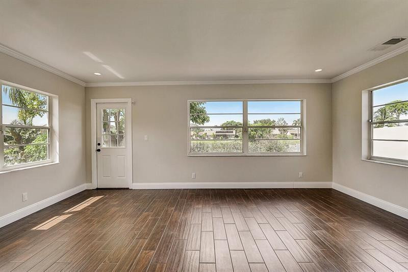 AMERICAN HOMES AT BOCA RATON 8 - Residential Lease