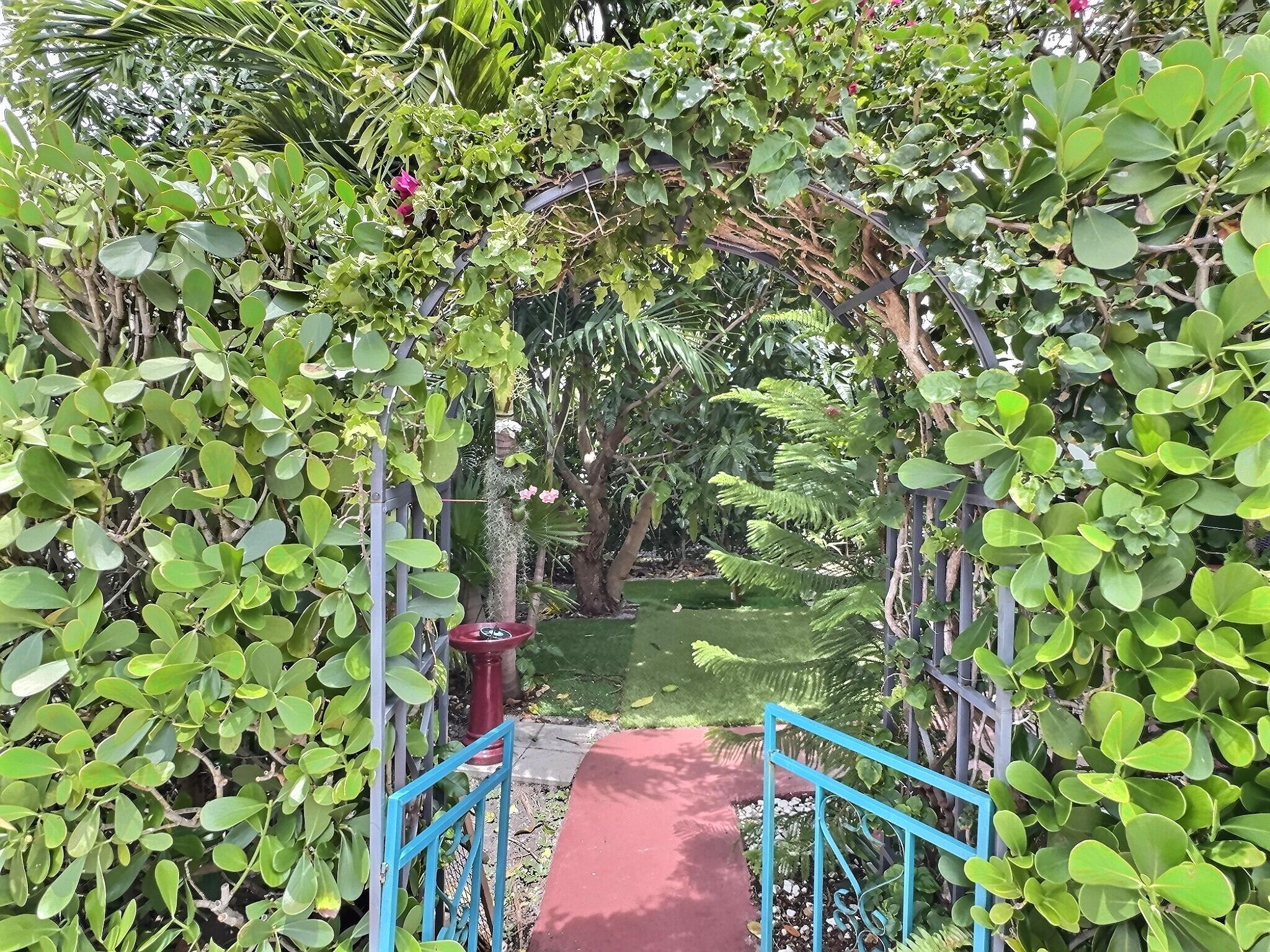 TAMARAC LAKES - Residential