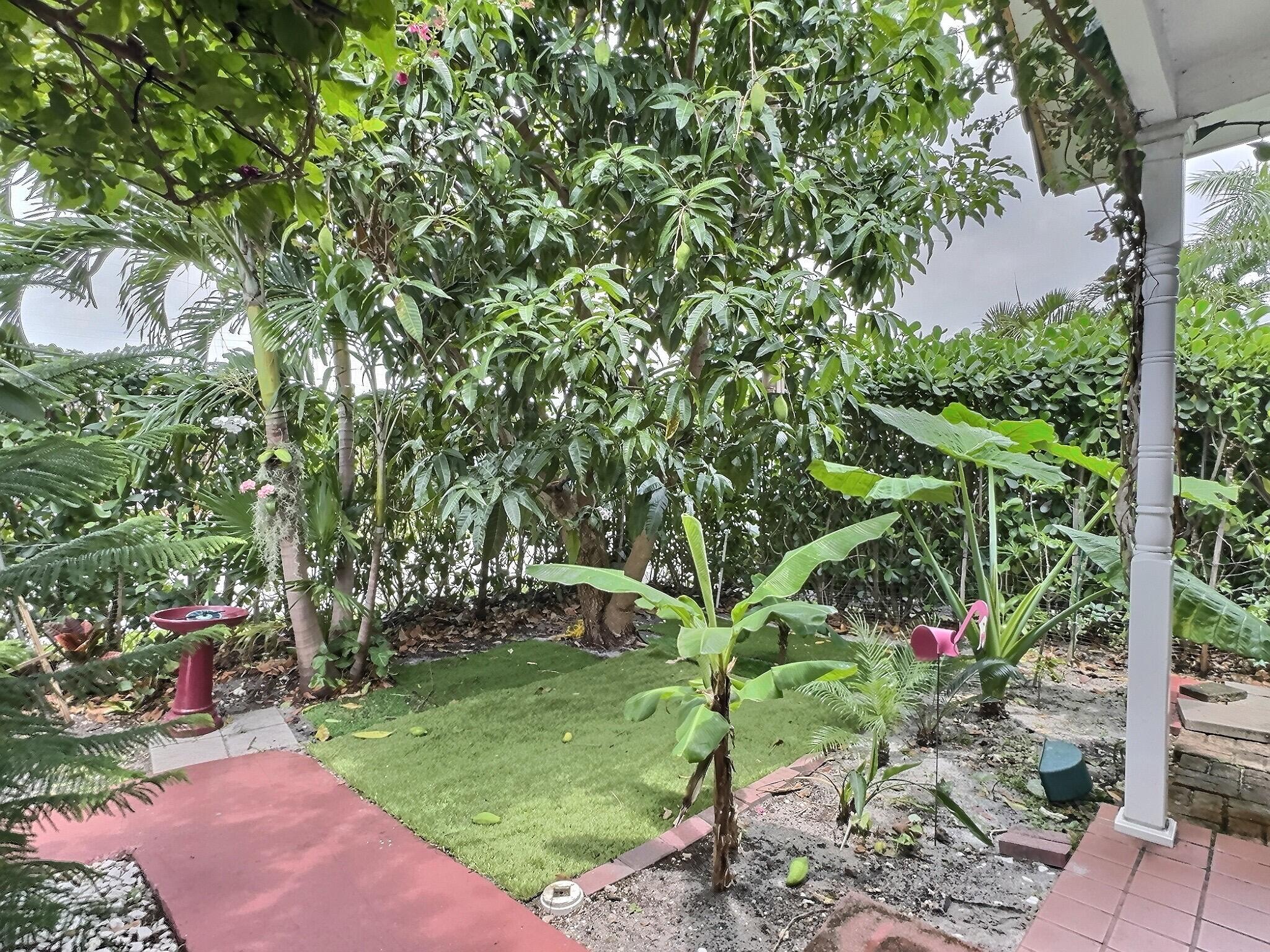 TAMARAC LAKES - Residential
