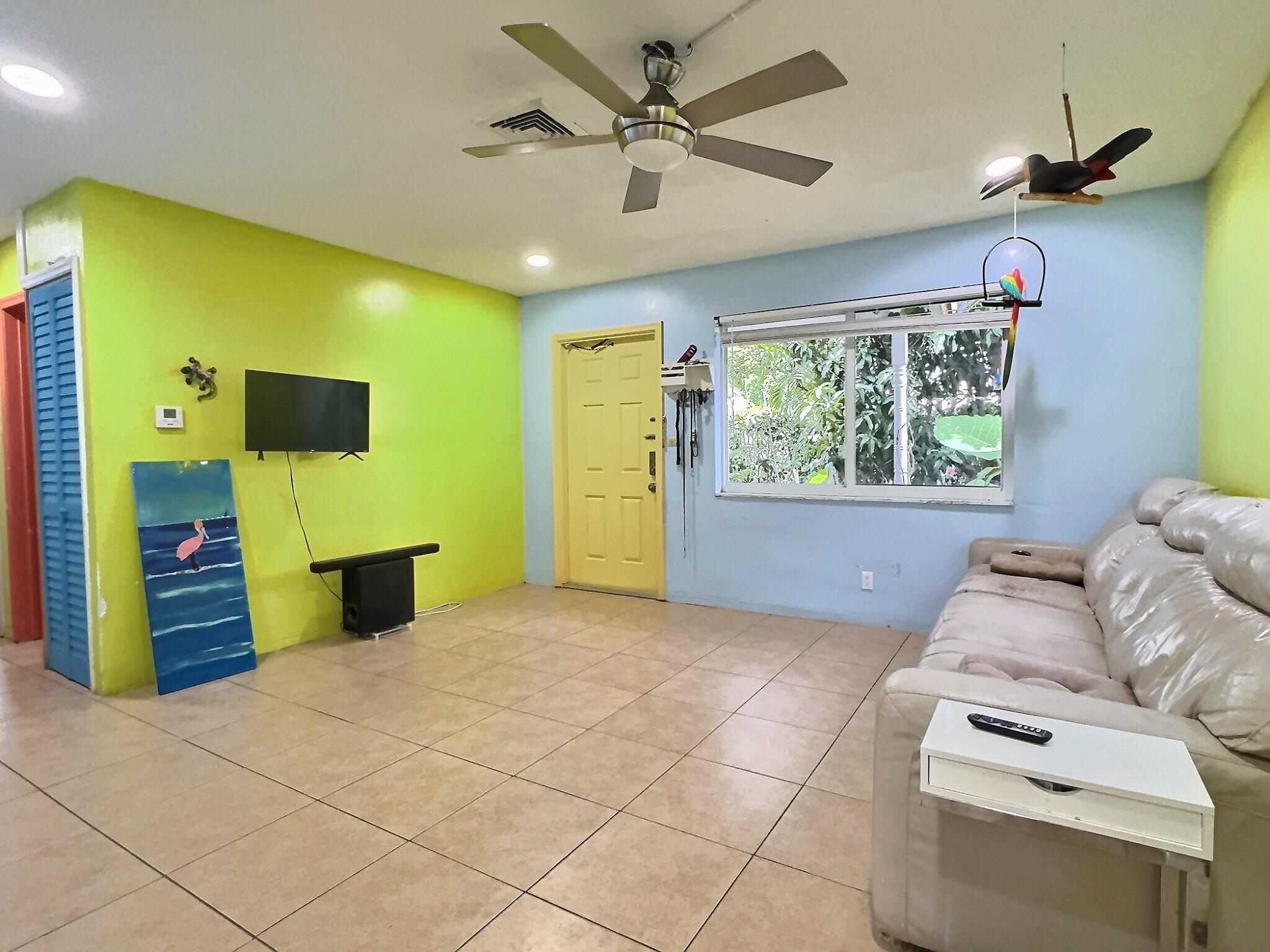 TAMARAC LAKES - Residential