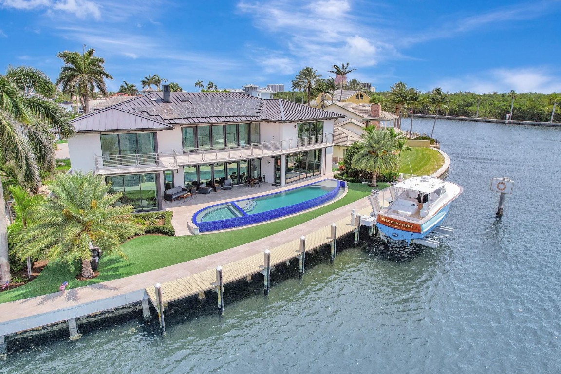 BEACH WAY HEIGHTS UNIT - Residential