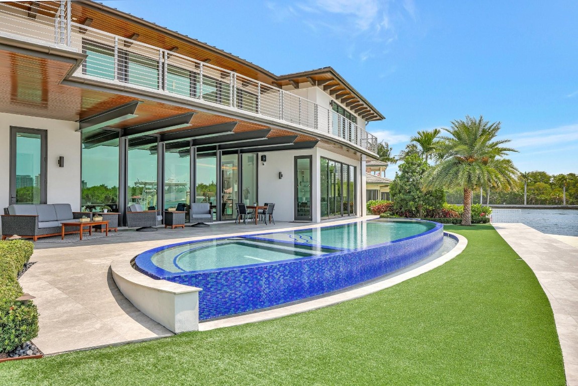 BEACH WAY HEIGHTS UNIT - Residential