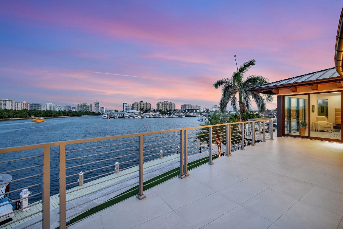 BEACH WAY HEIGHTS UNIT - Residential