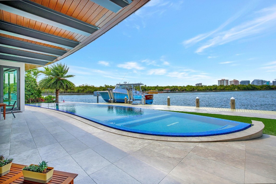 BEACH WAY HEIGHTS UNIT - Residential