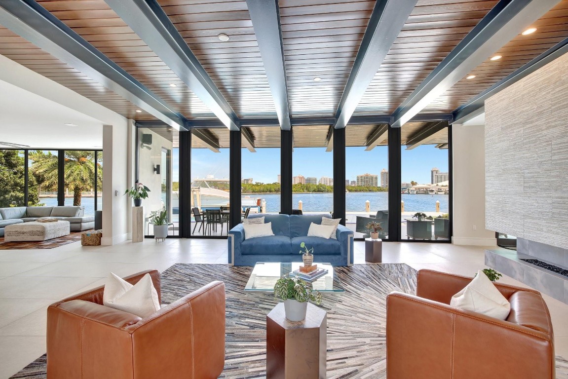 BEACH WAY HEIGHTS UNIT - Residential