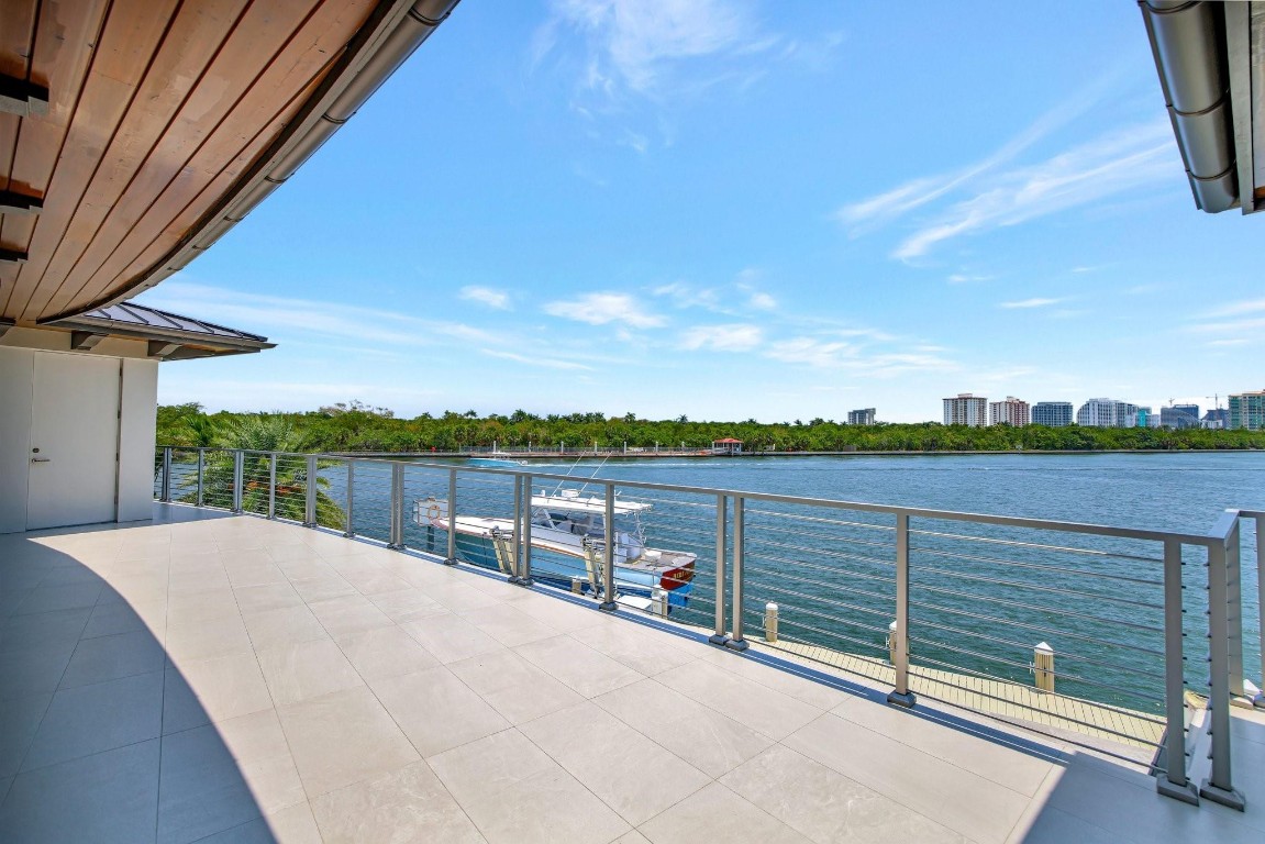 BEACH WAY HEIGHTS UNIT - Residential