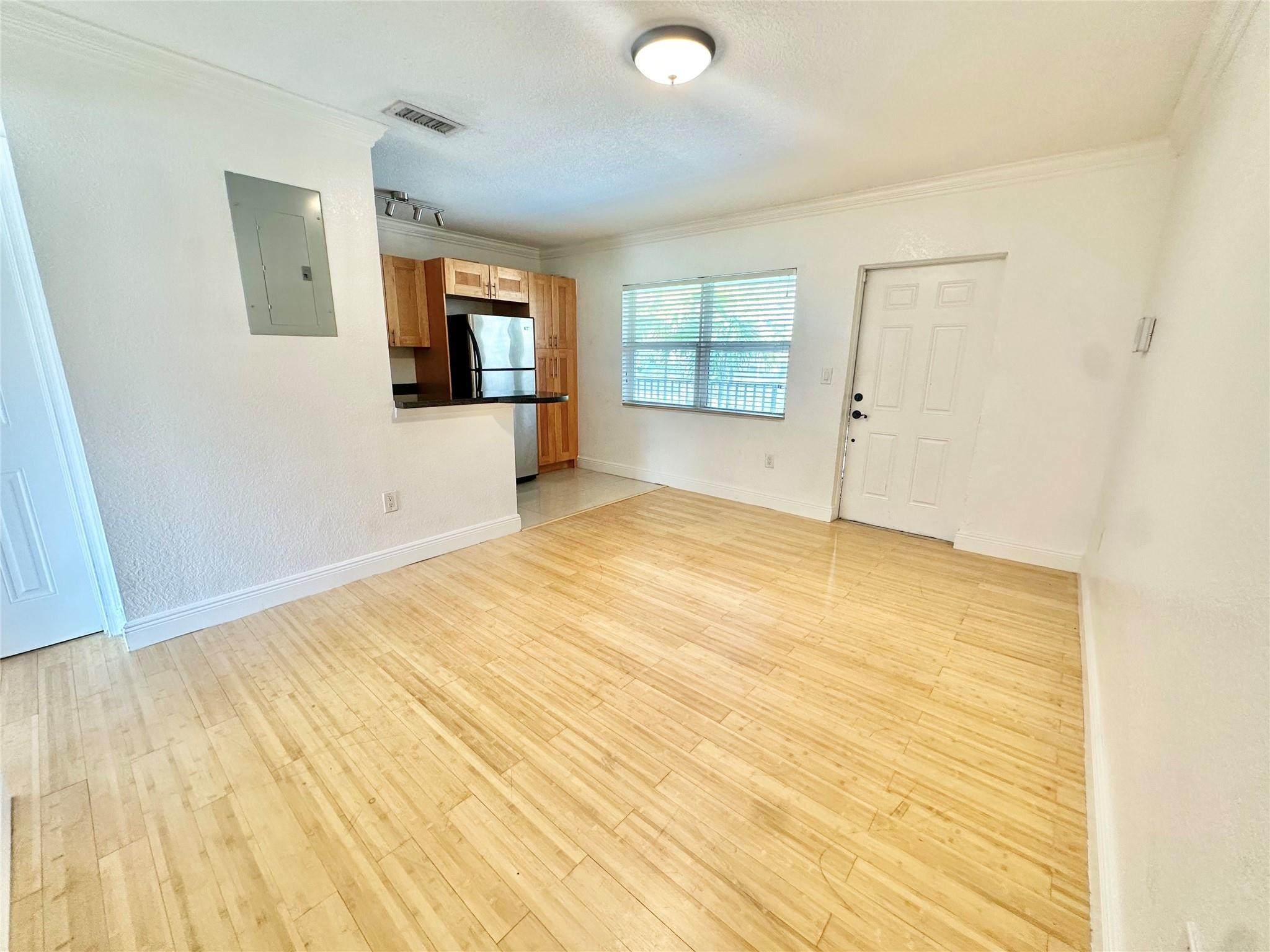 CAPRI COURTS CONDO - Residential Lease