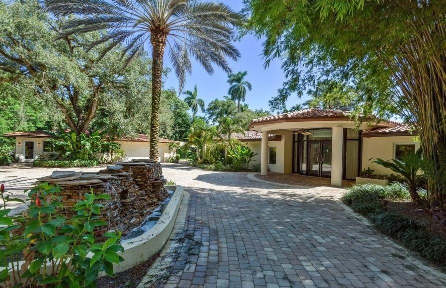 SHADY BANKS ON NEW RIVER - Residential