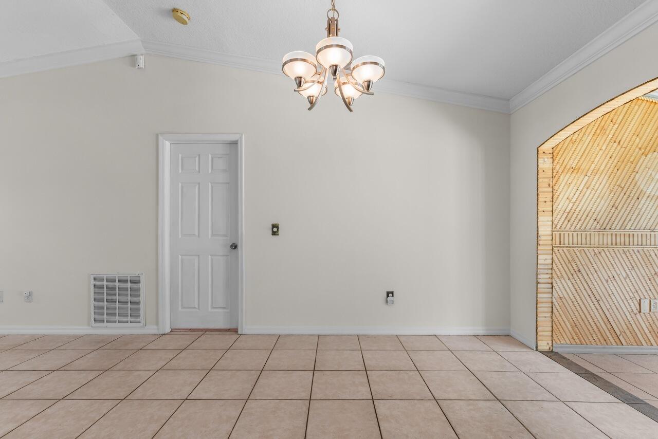 CORONA DEL RIO - Residential