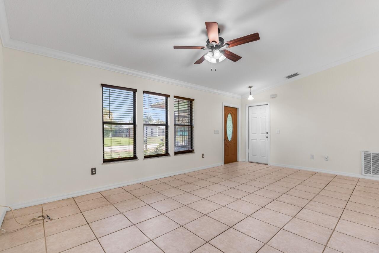 CORONA DEL RIO - Residential