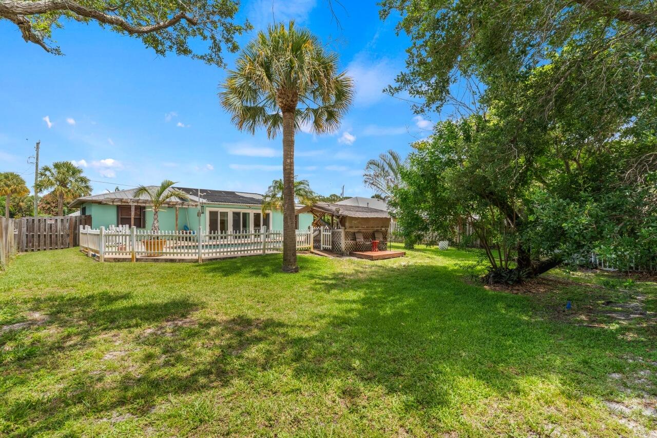 CORONA DEL RIO - Residential