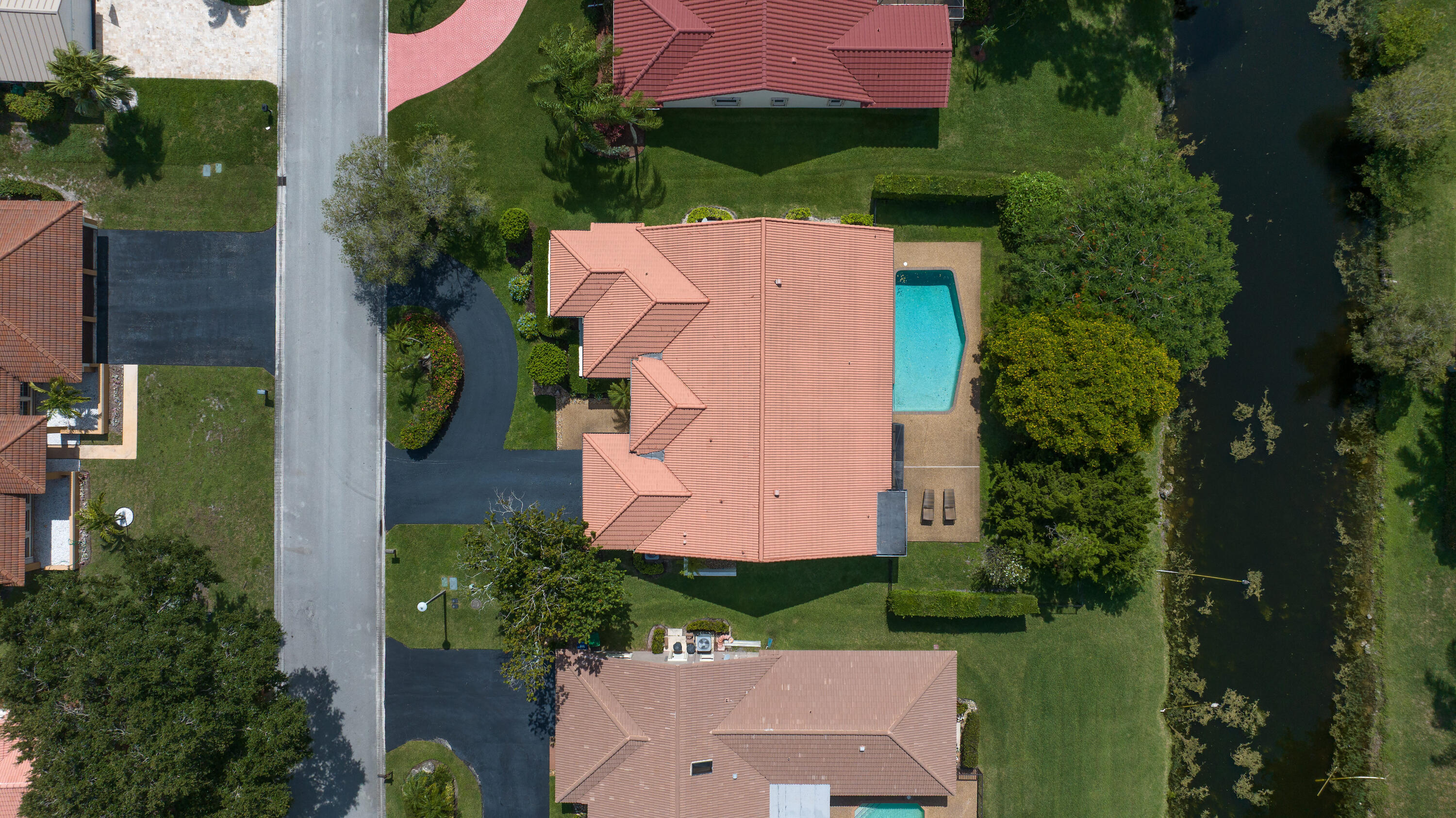 PINE RIDGE - Residential