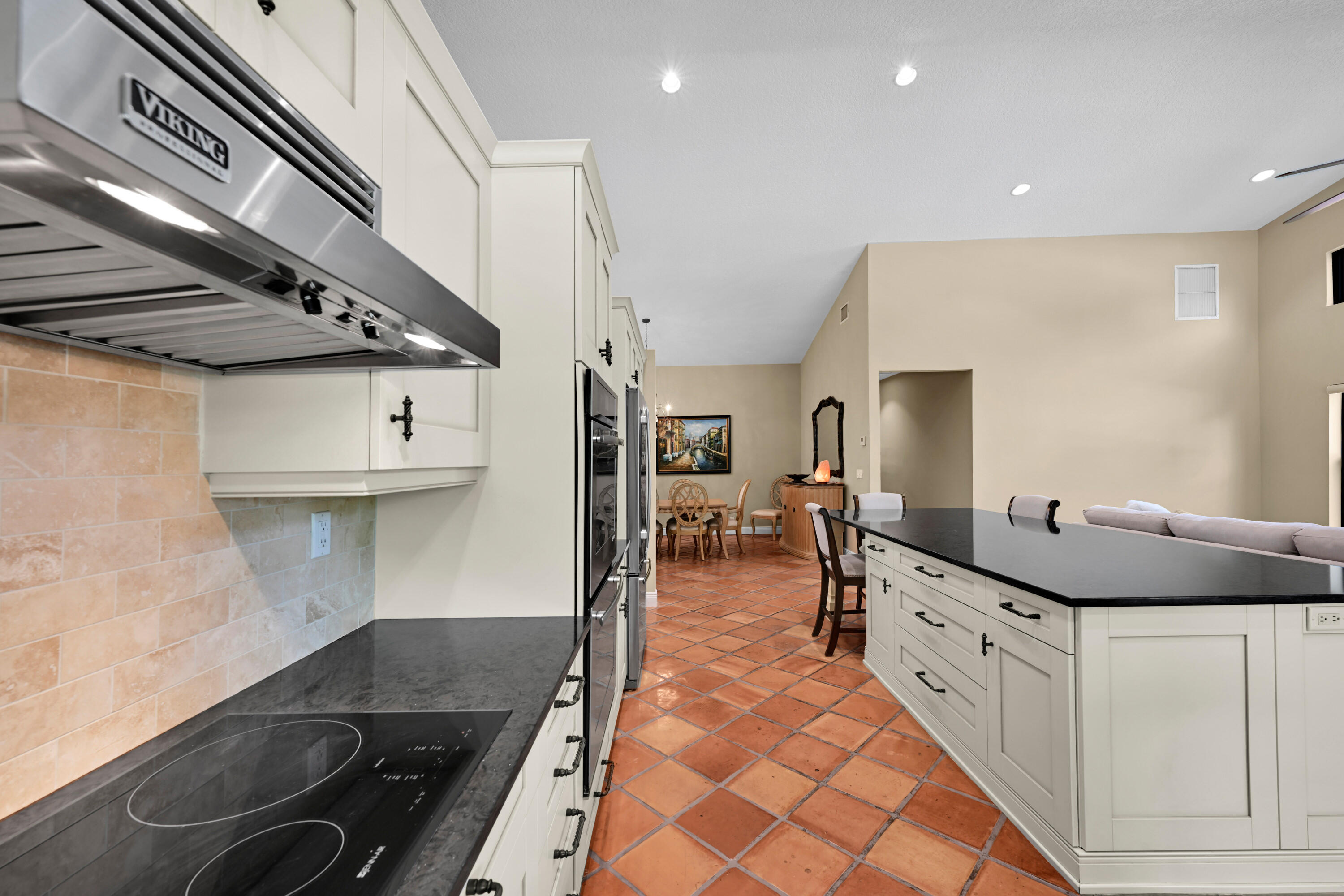 PINE RIDGE - Residential