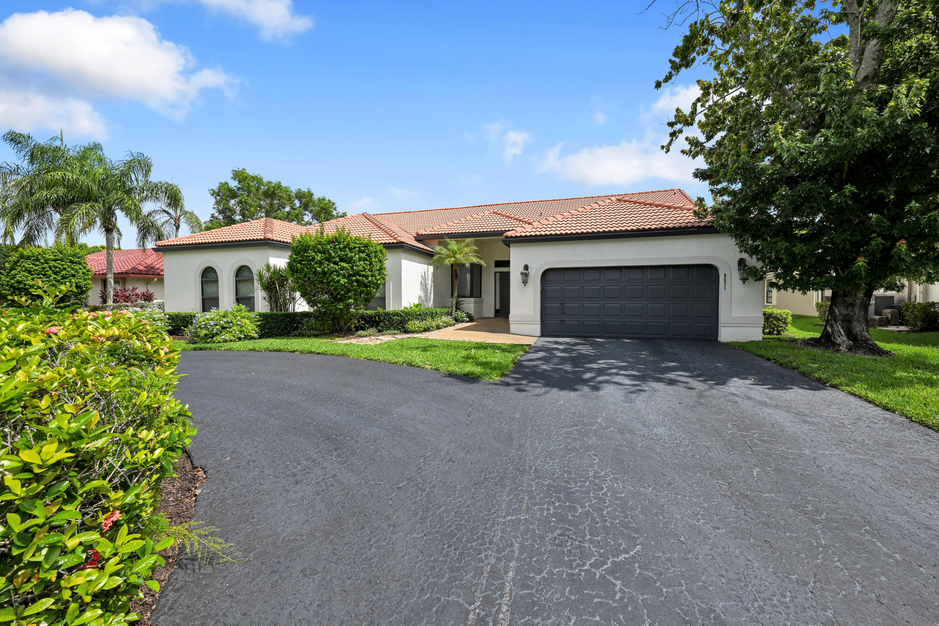 PINE RIDGE - Residential
