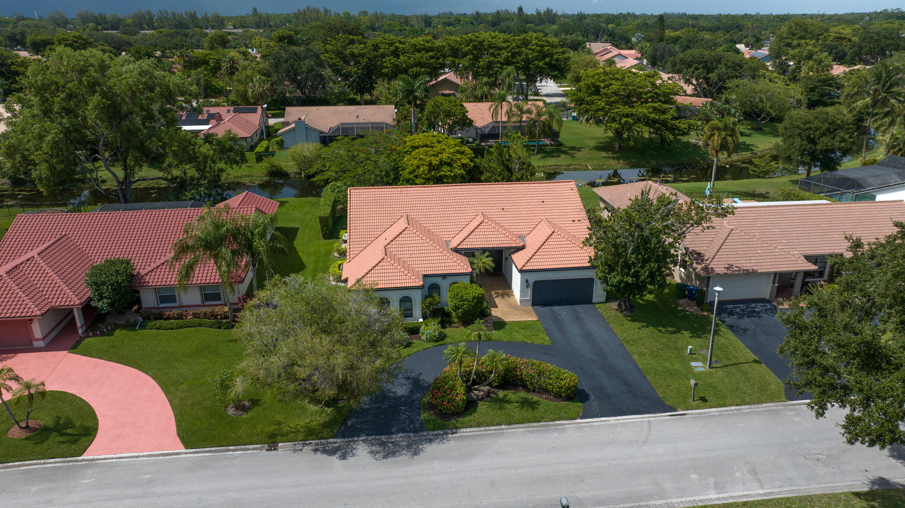 PINE RIDGE - Residential