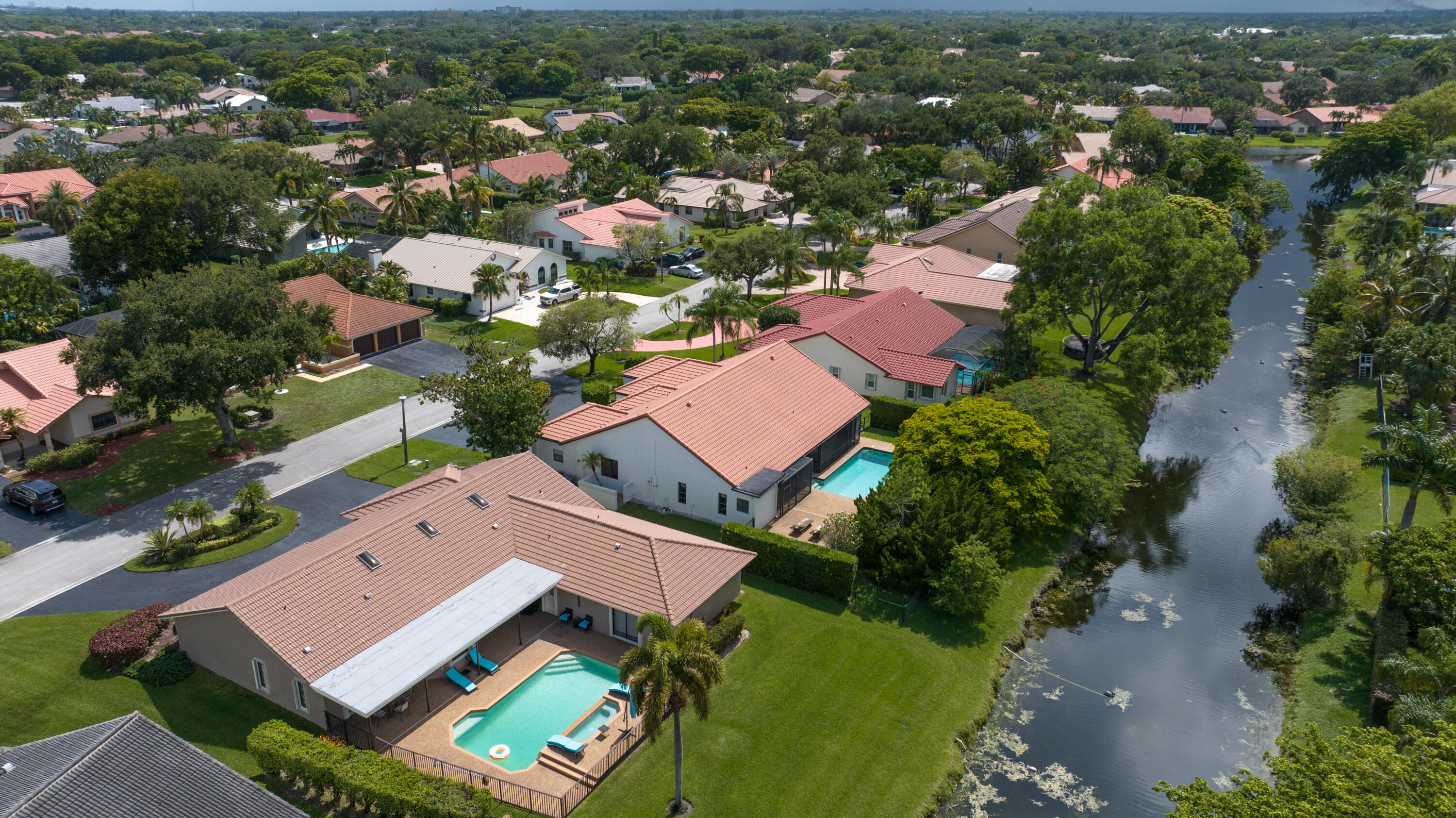 PINE RIDGE - Residential