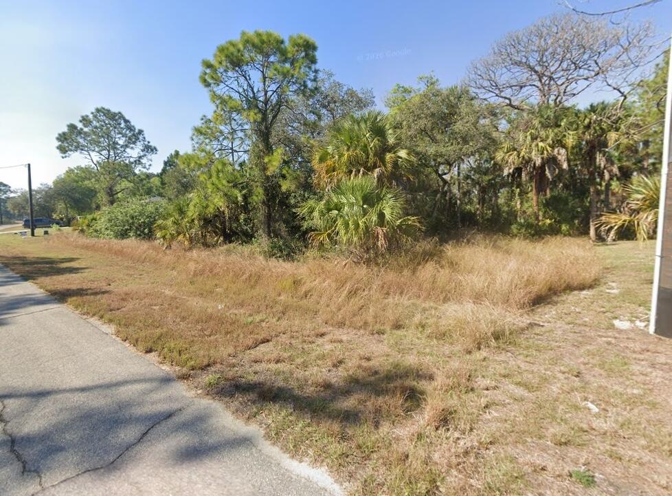 PORT LABELLE UNIT 12 - Land